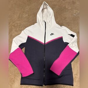 Woman’s Nike Fleece Tech Fleece Jacket, size small.